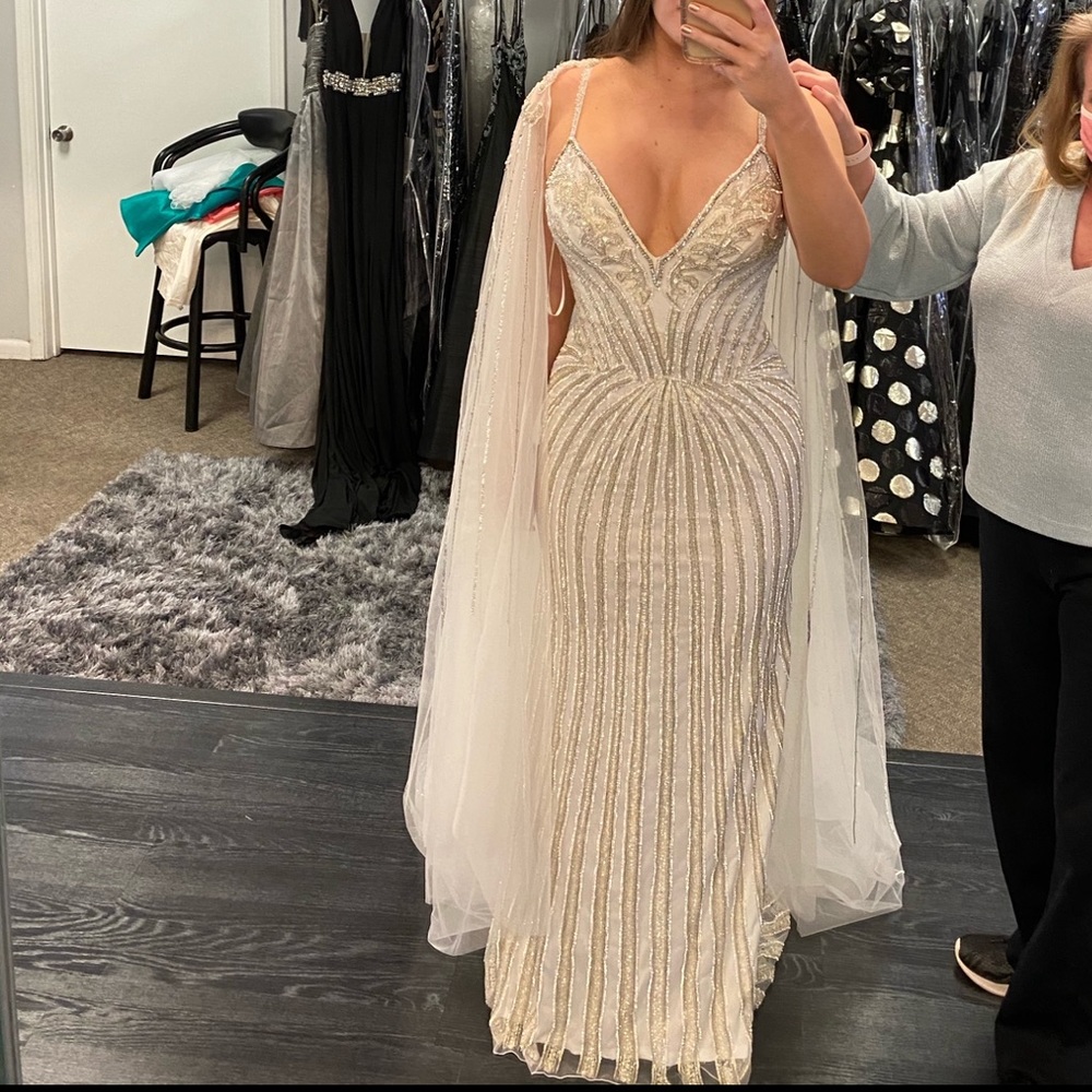 White Sherri Hill dress - Picture 5 of 10
